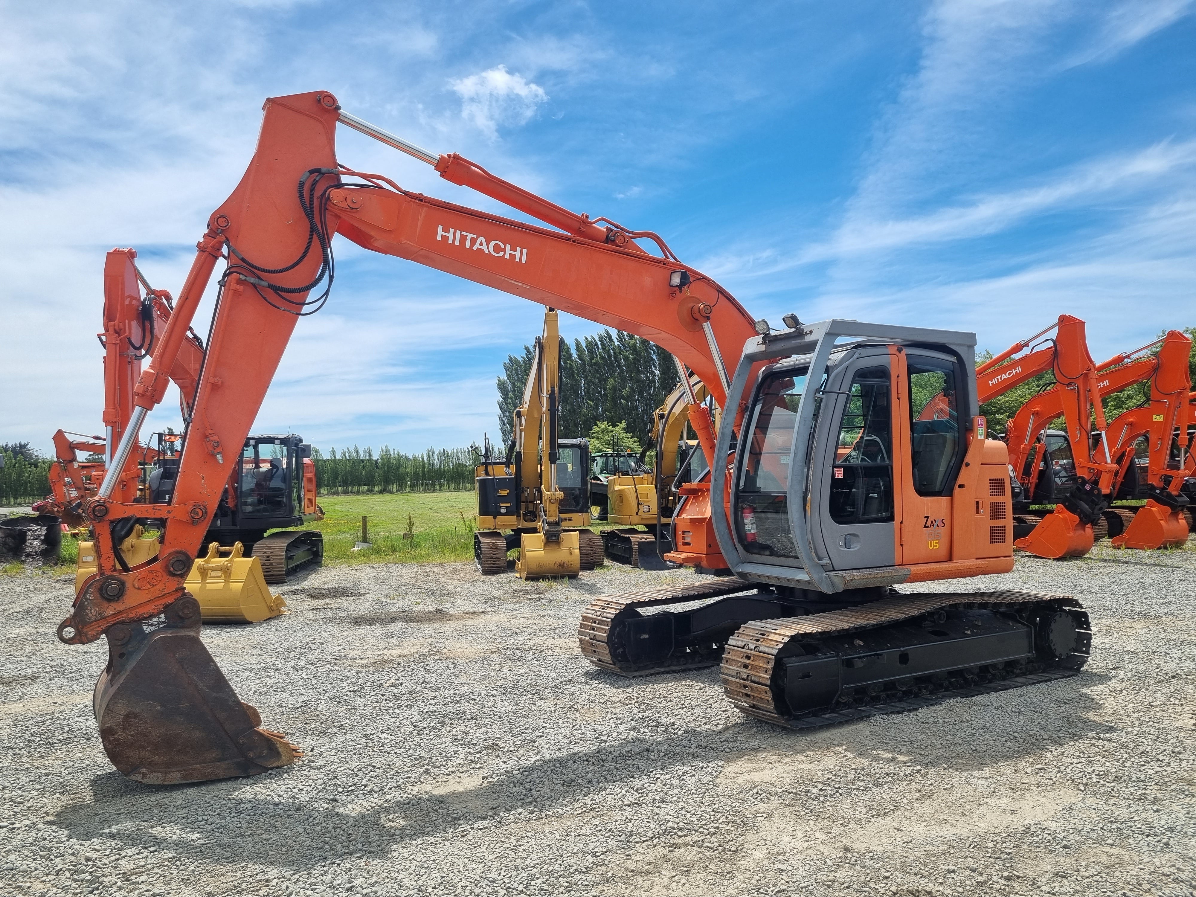 Hitachi Zaxis ZX135US-1, 13.5 Ton Excavator– Digger City