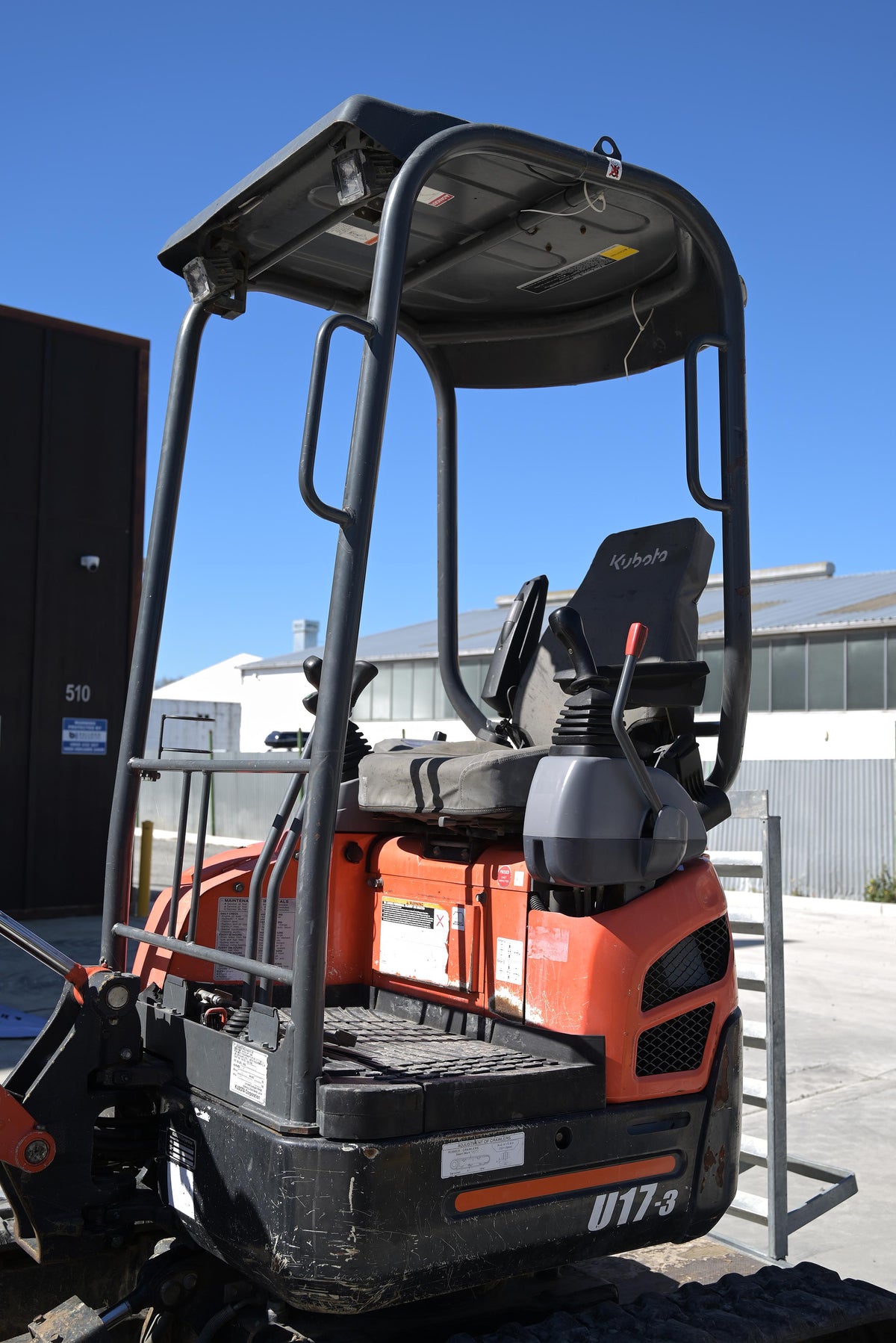 Kubota U17 Digger with Tandem Implement Trailer Combo