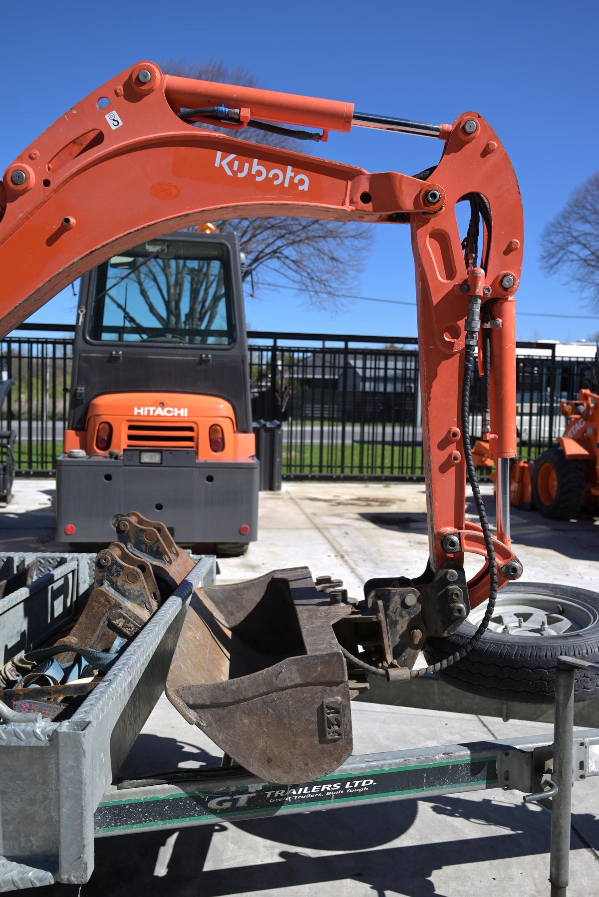 Kubota U17 Digger with Tandem Implement Trailer Combo