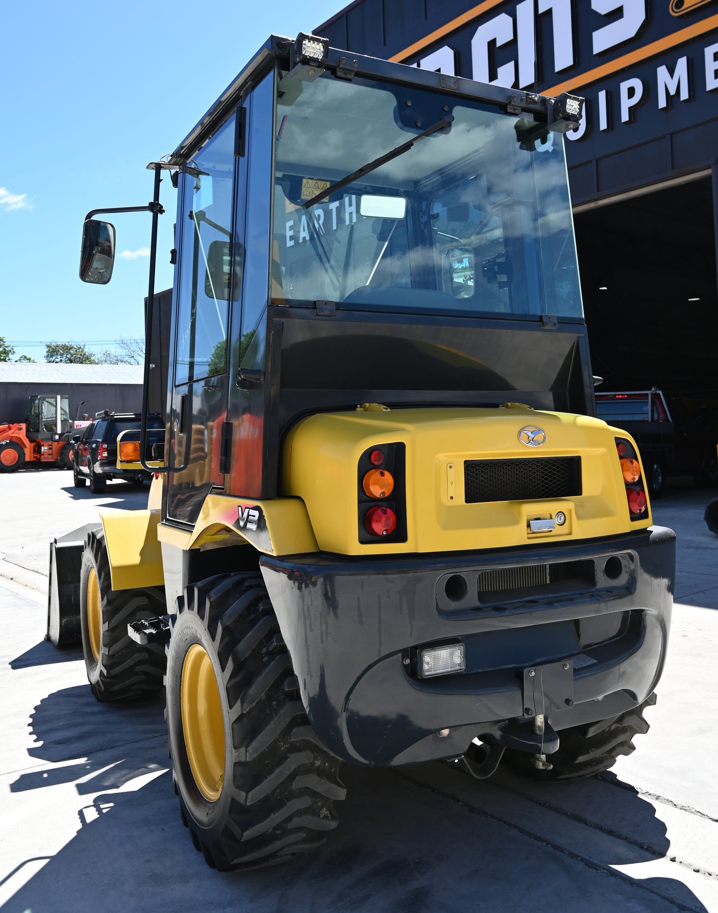2015 Yanmar V3-6 Wheel Loader 455 Hours