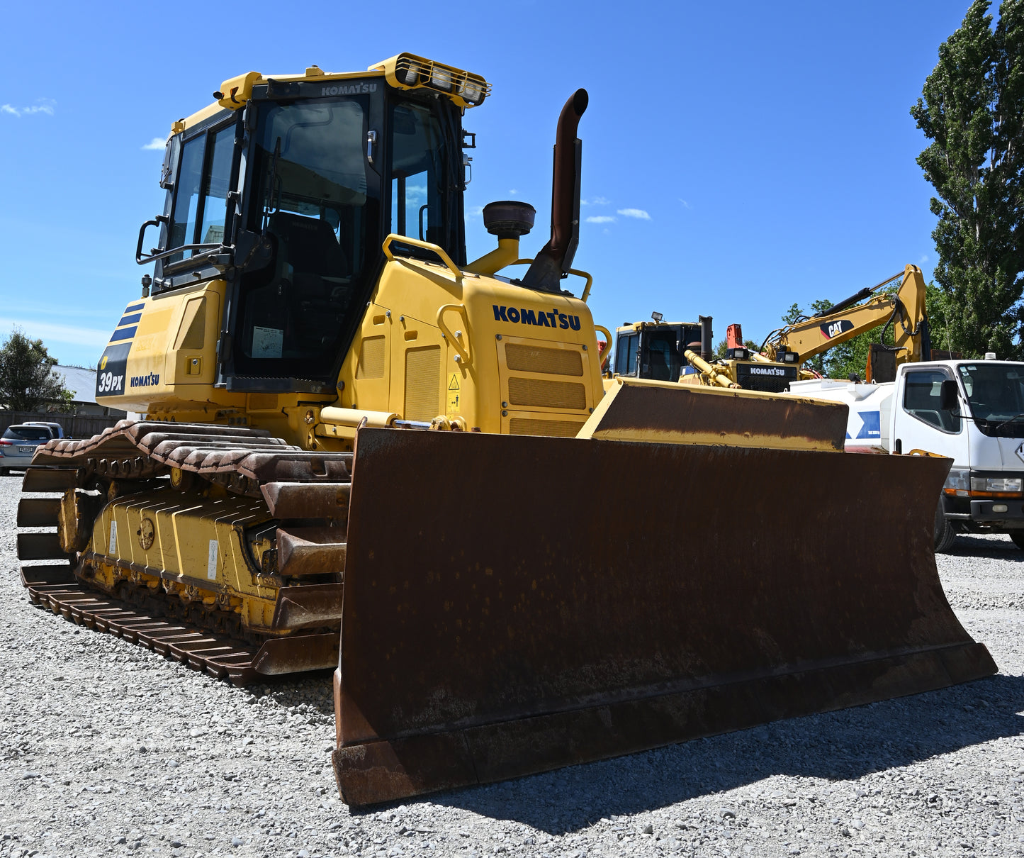 Komatsu D39PX-23 Bulldozer