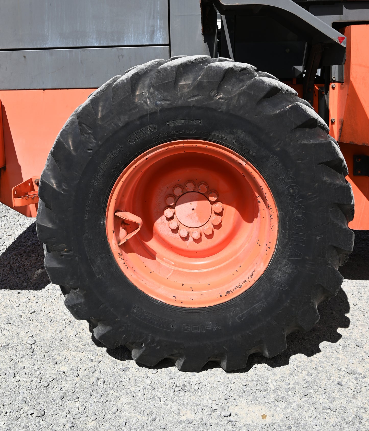 Hitachi ZW100 7 ton Wheel Loader 1CBM