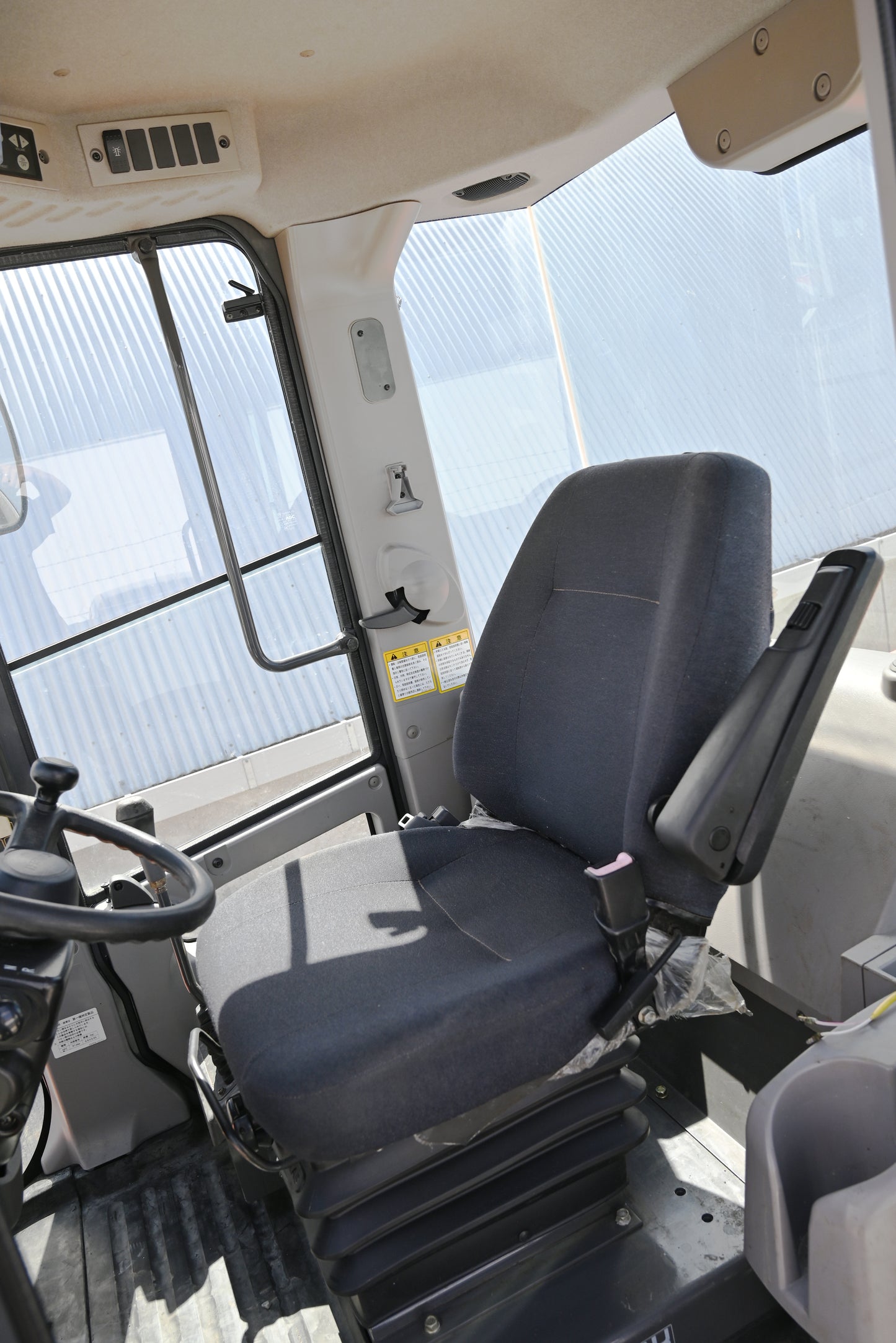 Hitachi ZW100 7 ton Wheel Loader 1CBM