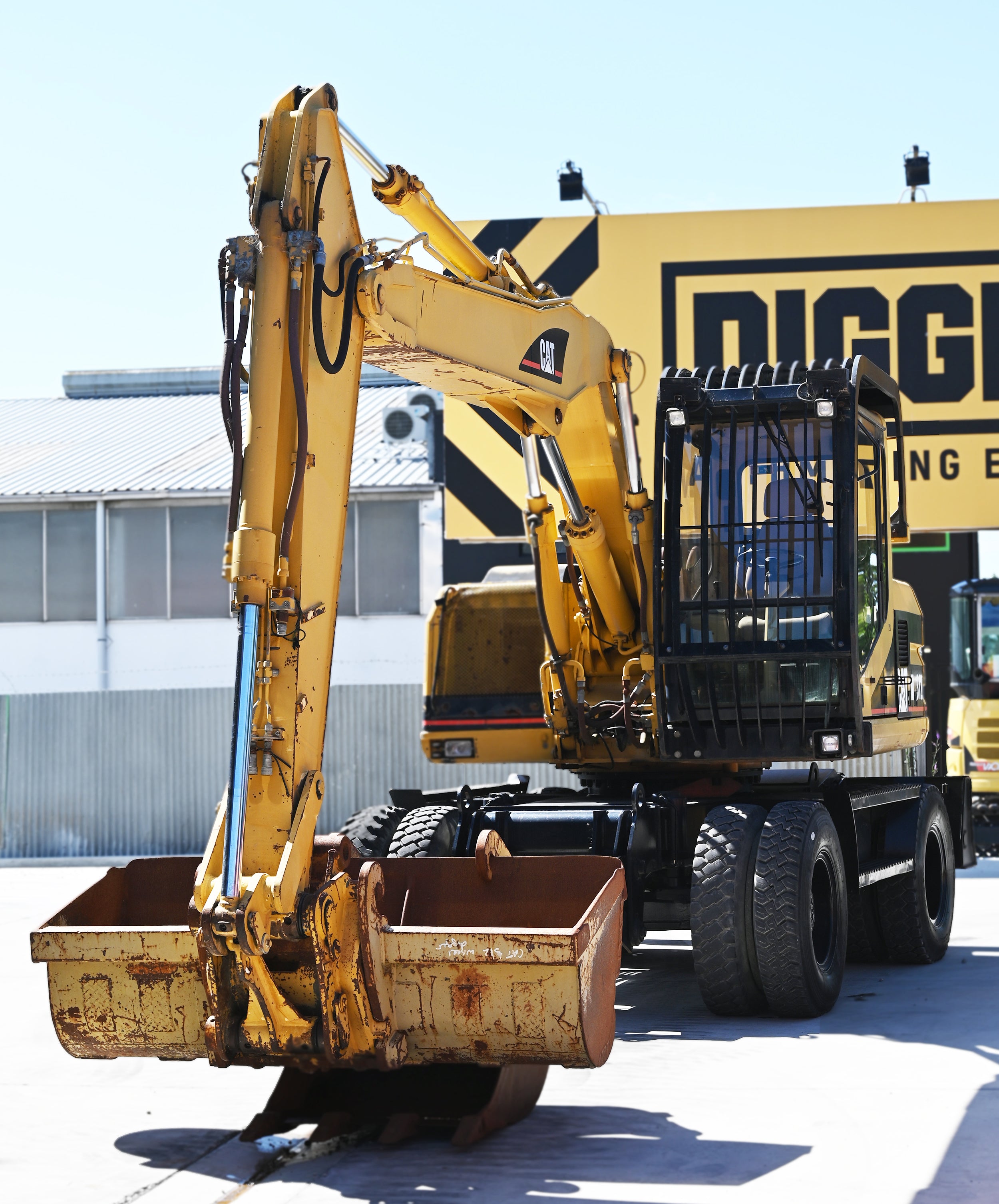 Caterpillar M312 Wheeled Excavator