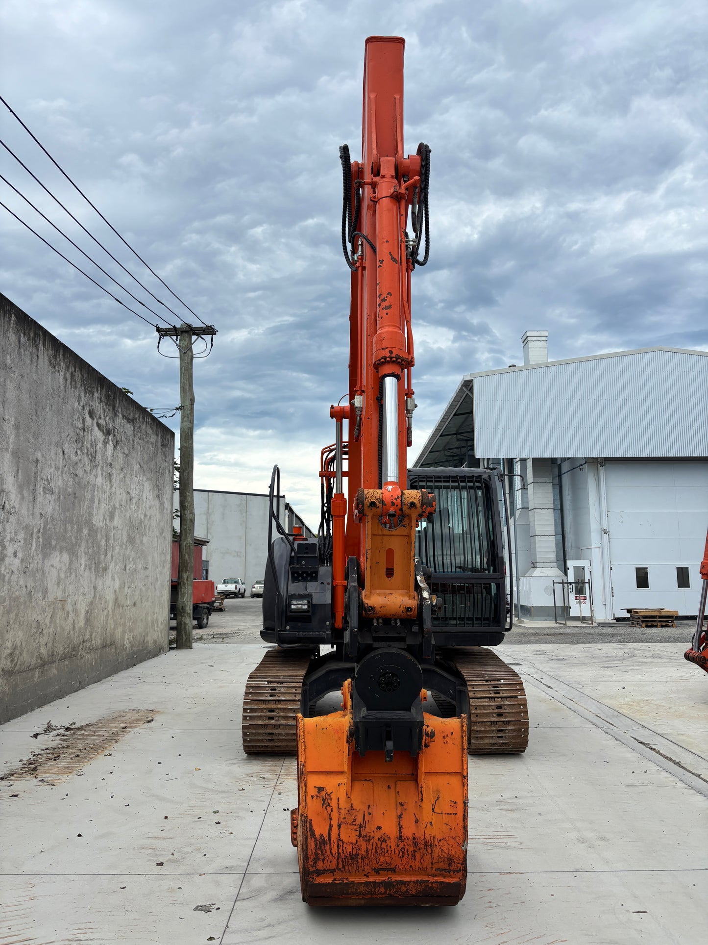 Hitachi ZX135 US Digger 13.5 ton Zero Swing