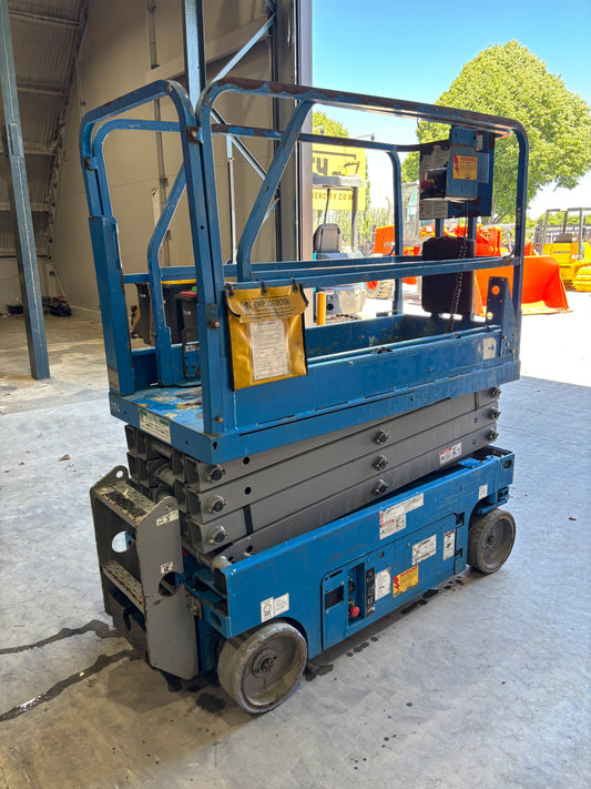 2011 Genie GS-1932 Electric Scissor Lift