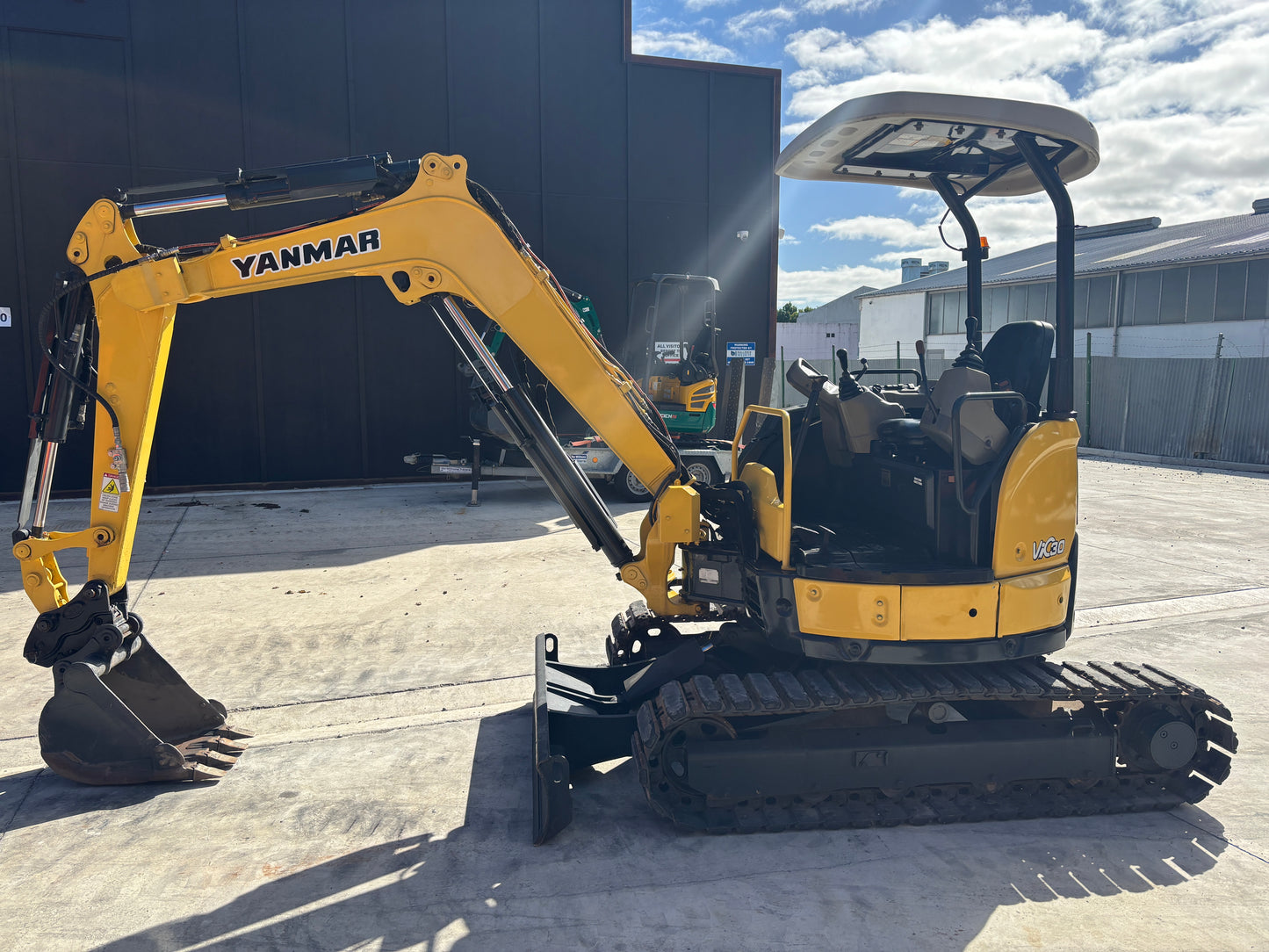 Yanmar VIO30-6 Excavator, 3 ton, low hours