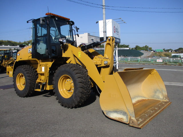 CATERPILLAR 910 LOADER 354HRS