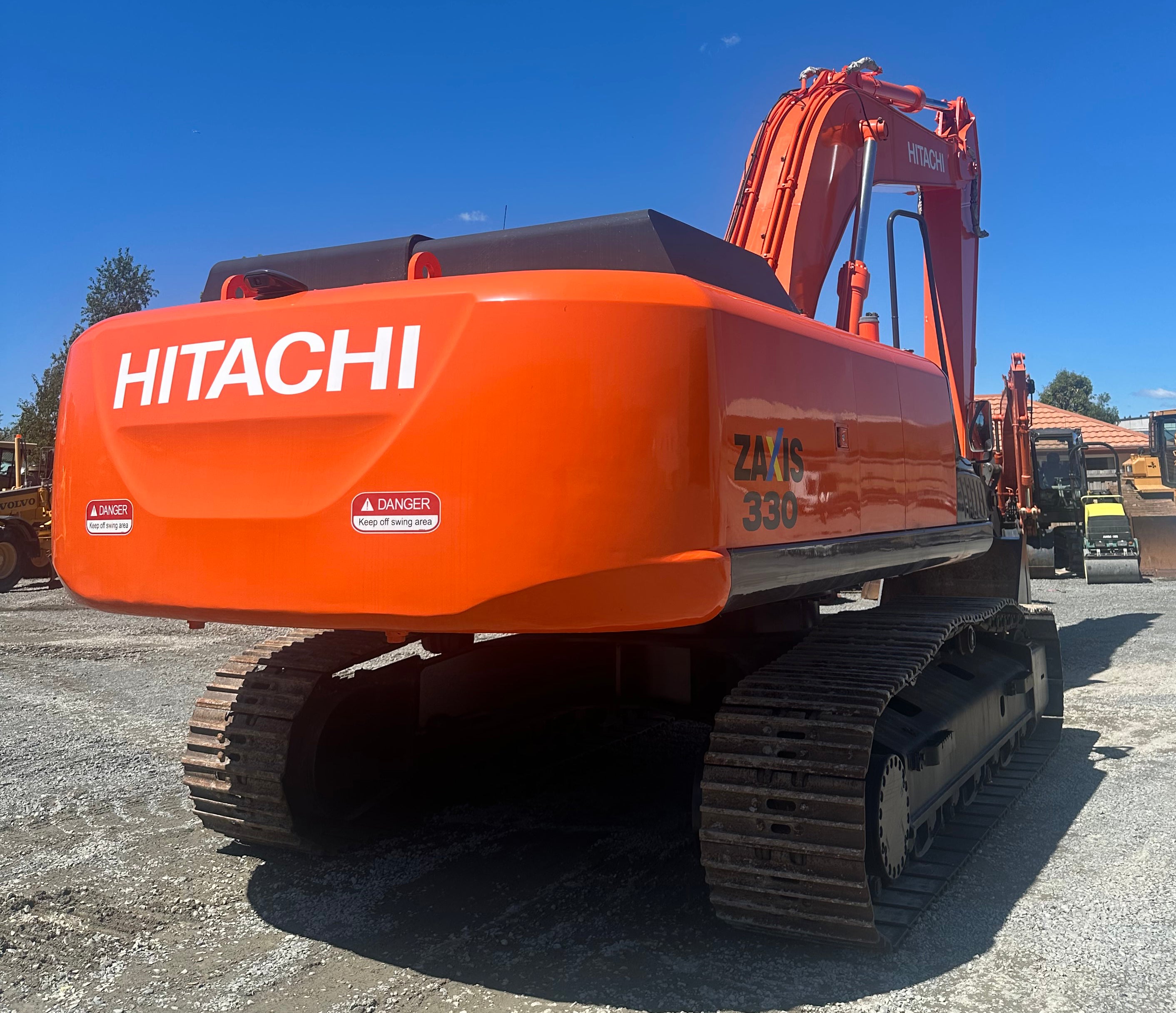 HITACHI ZX330 2013 32 ton Digger– Digger City