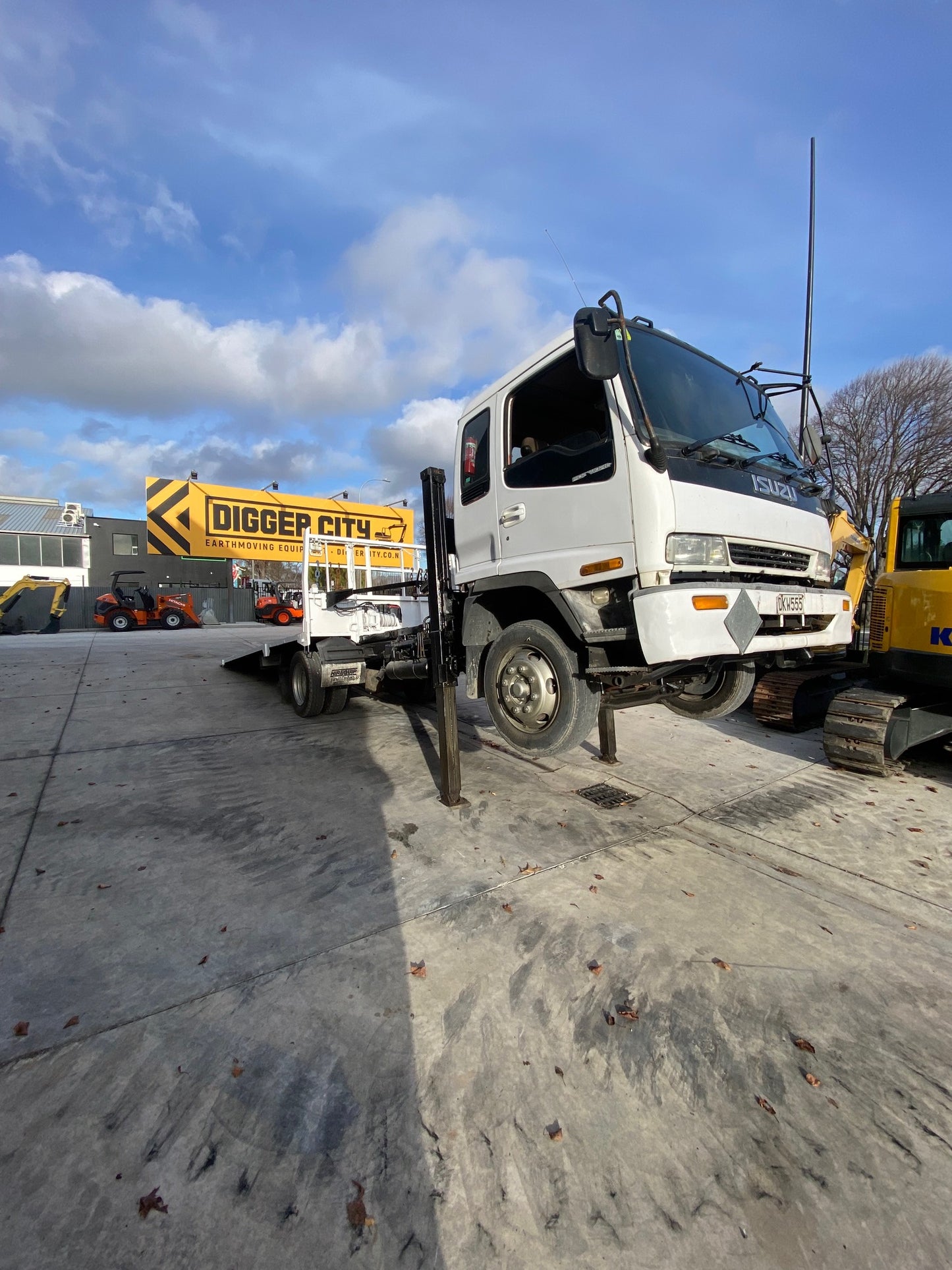 1994 Isuzu Forward FTR 32K1 Truck