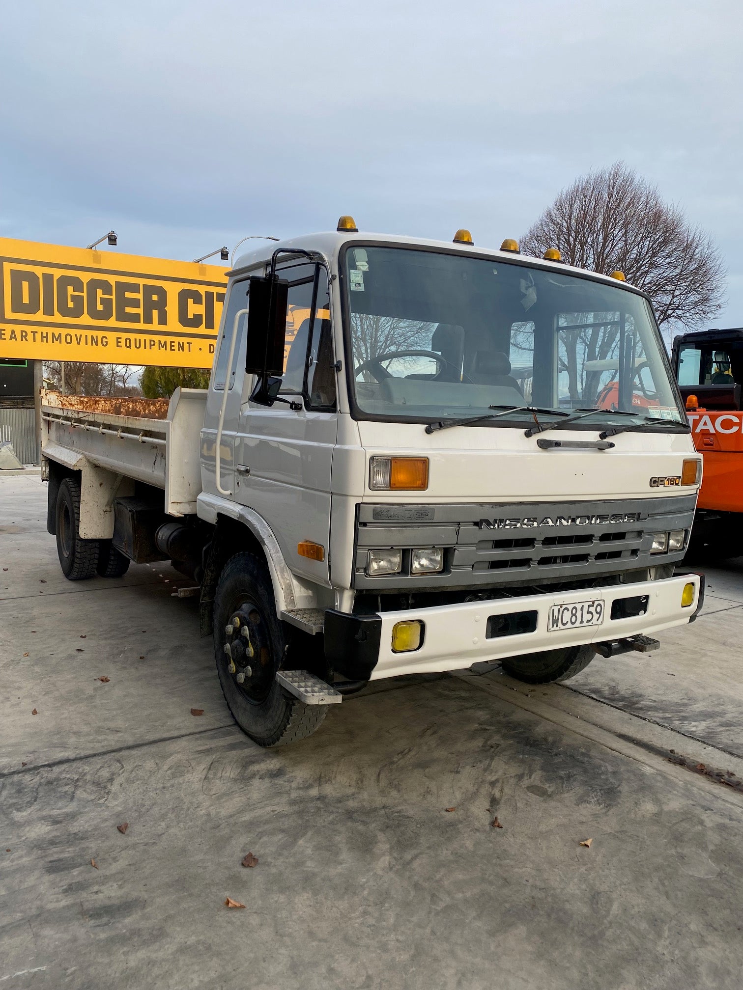 1997 Nissan Diesel CP180 Tipper Truck