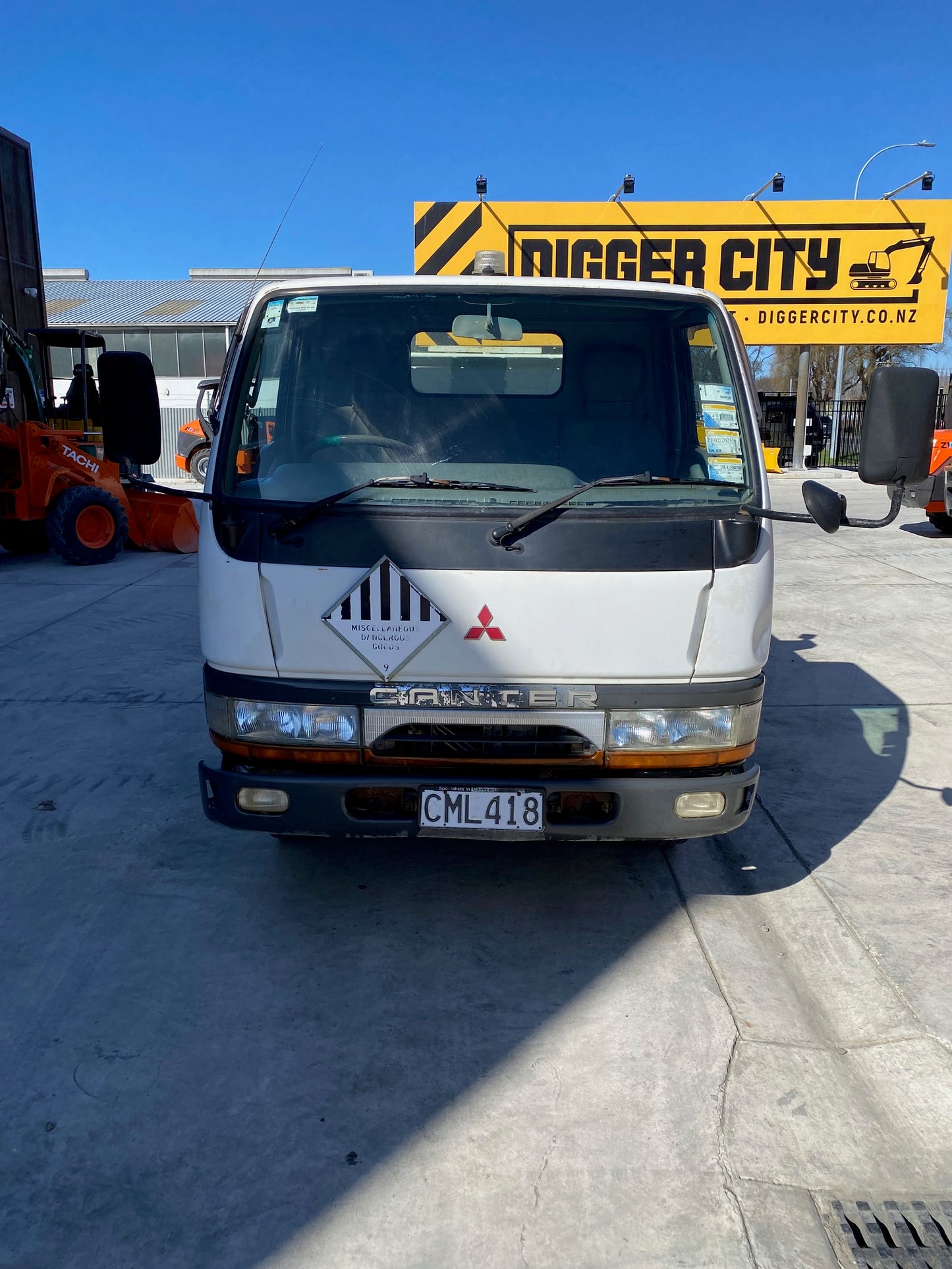 1998 Mitsubishi Canter FE567 Diesel Fuel Tanker