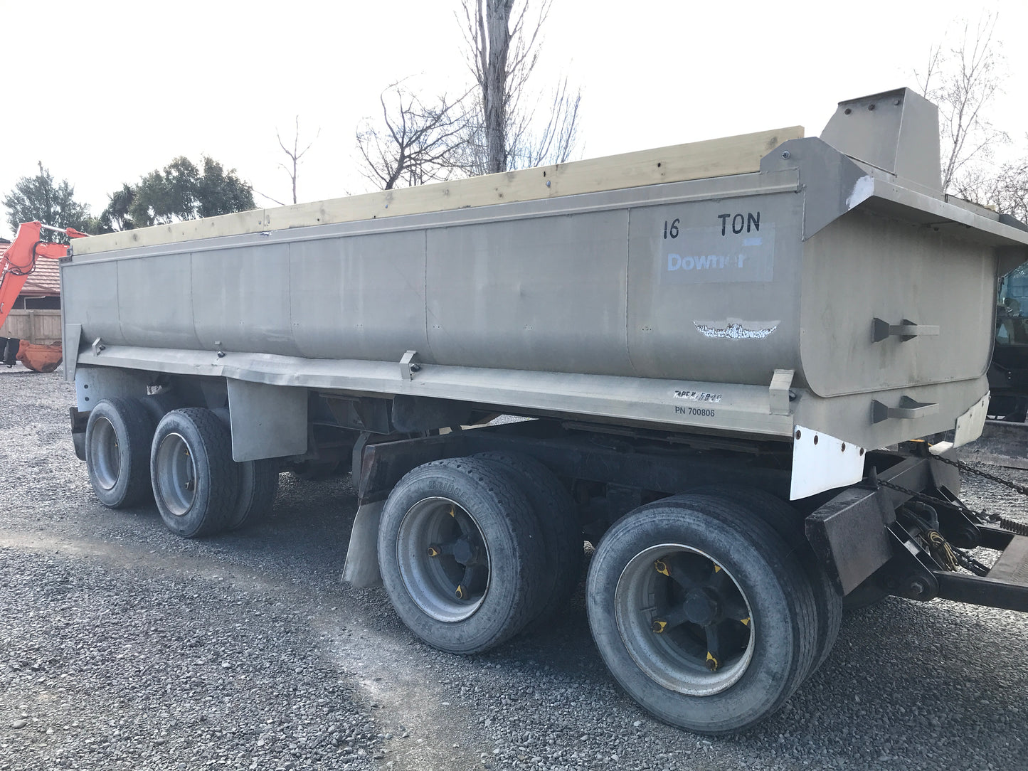 2007 Isuzu EXY530 Gigamax 6x4 Truck/Tipper Trailer