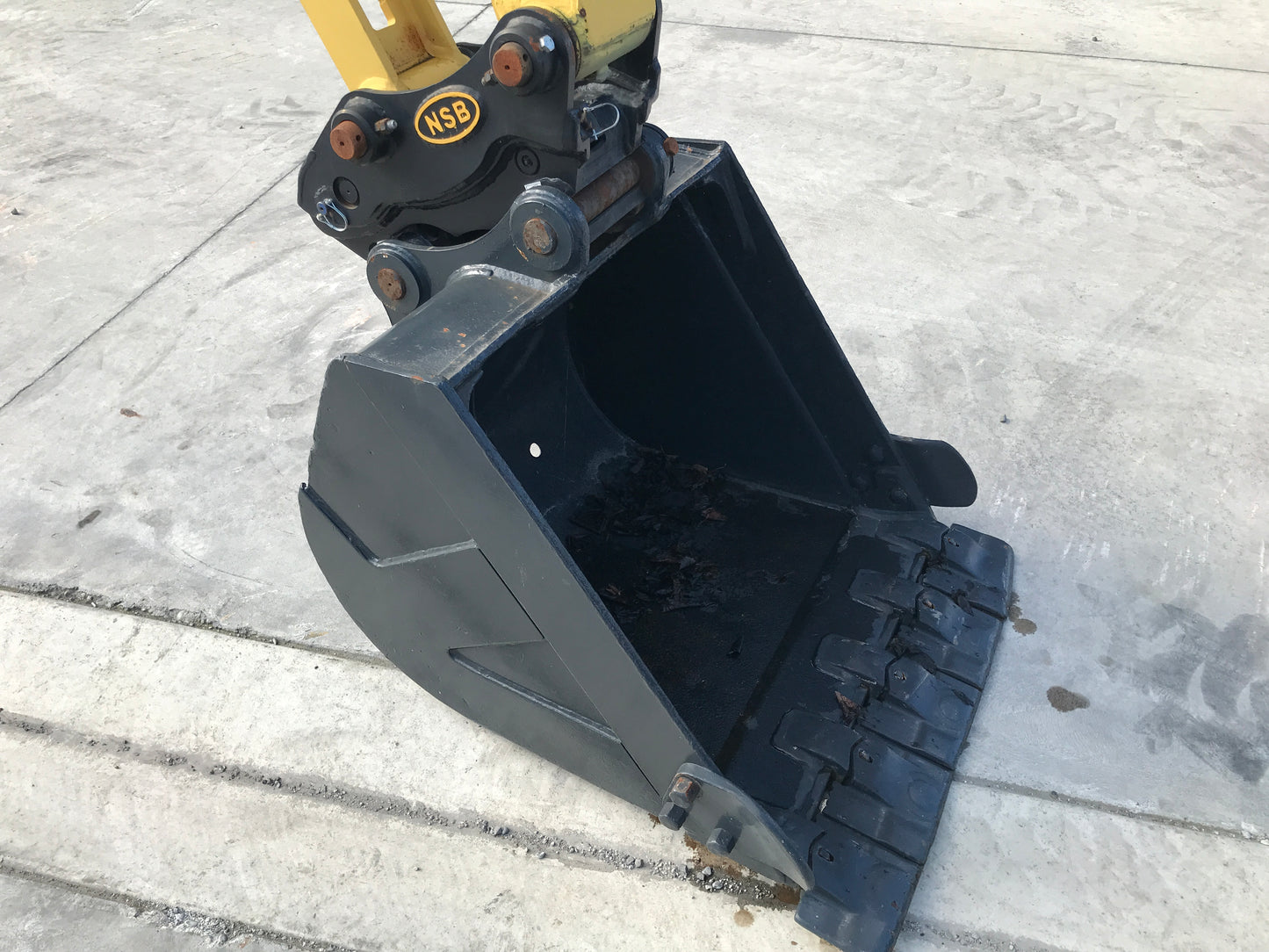 Yanmar SV100 2012, 10t Digger W/Blade