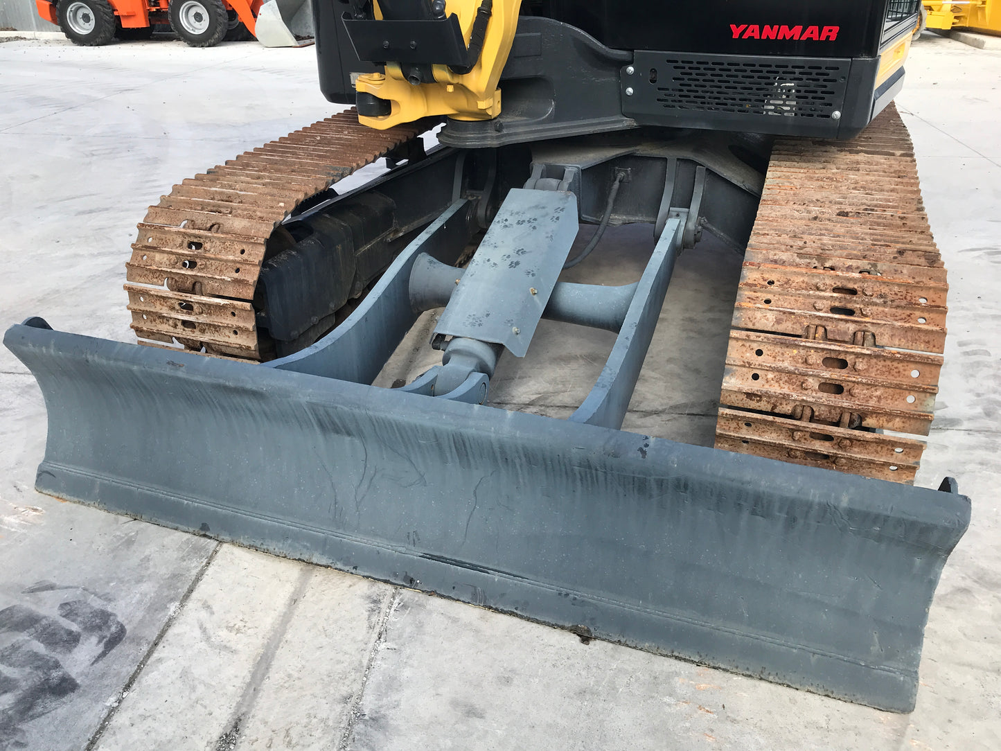 Yanmar SV100 2012, 10t Digger W/Blade