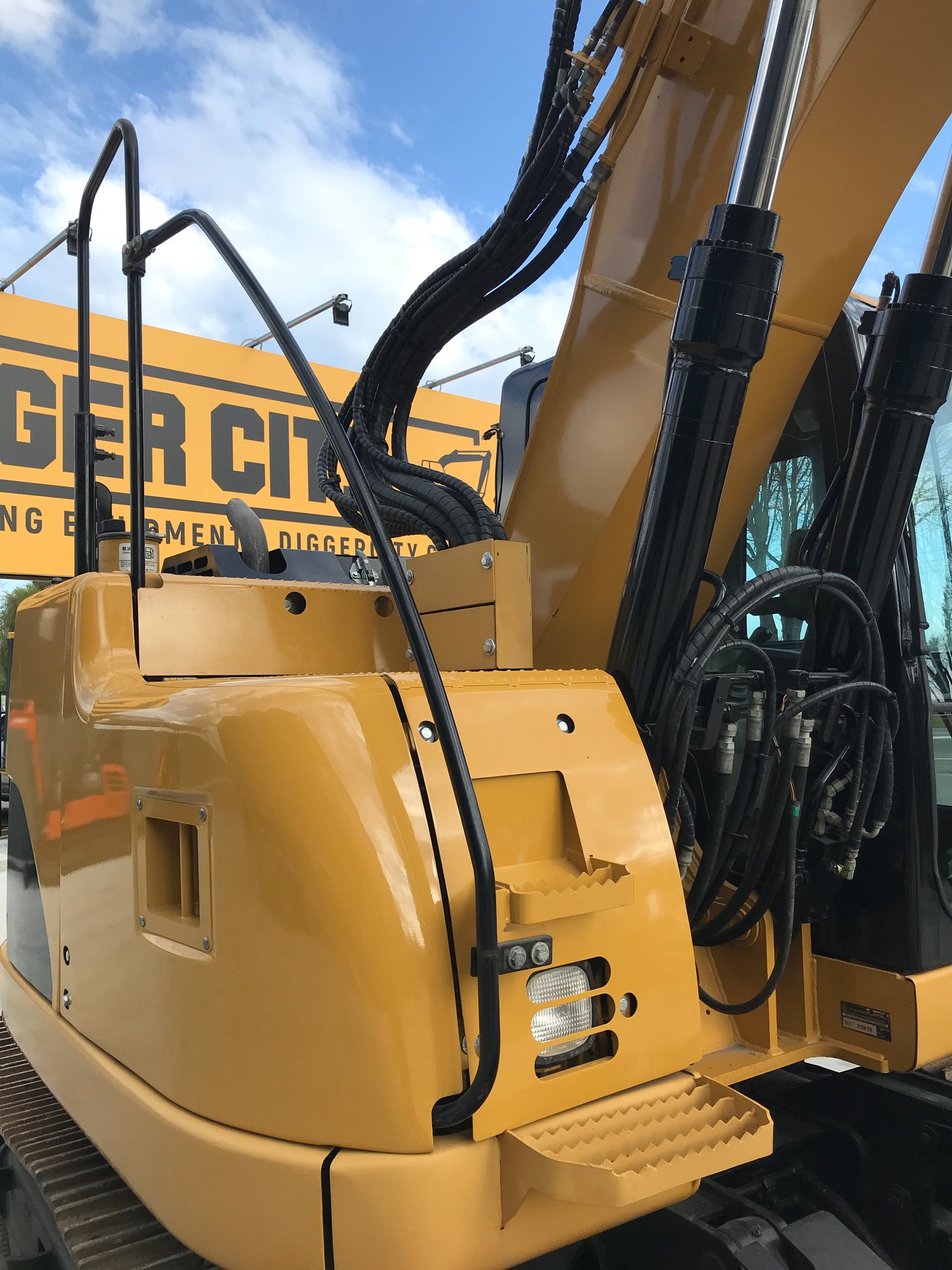 Cat 313D CR Digger 14 ton W/Blade