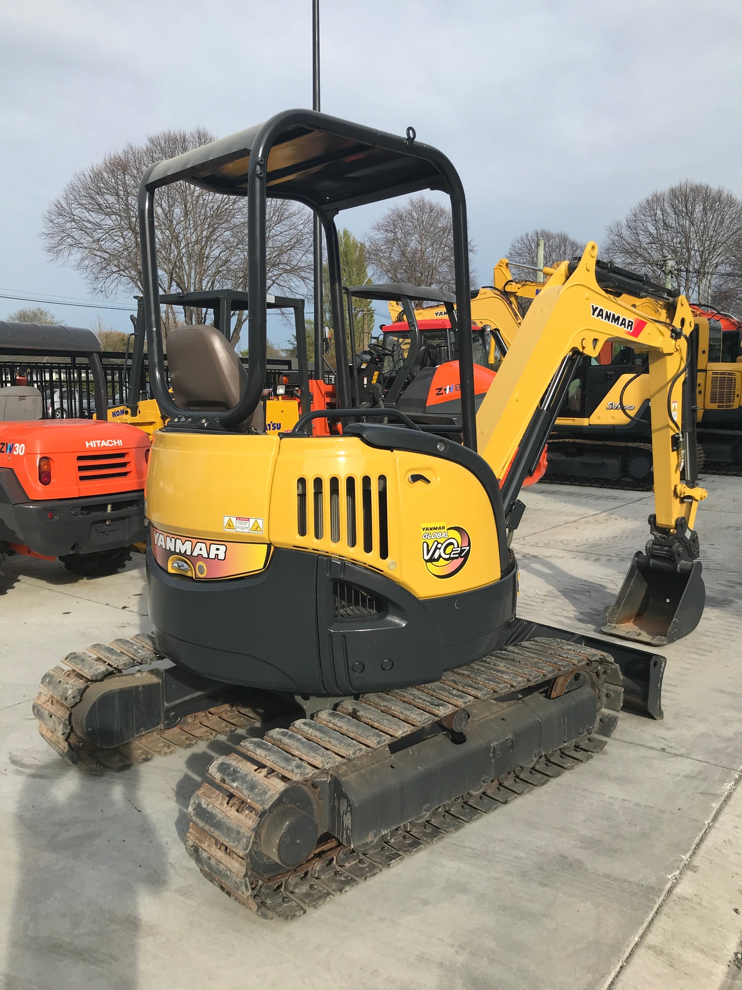 YANMAR VIO27-3 2.7 TON EXCAVATOR, LOW HOURS