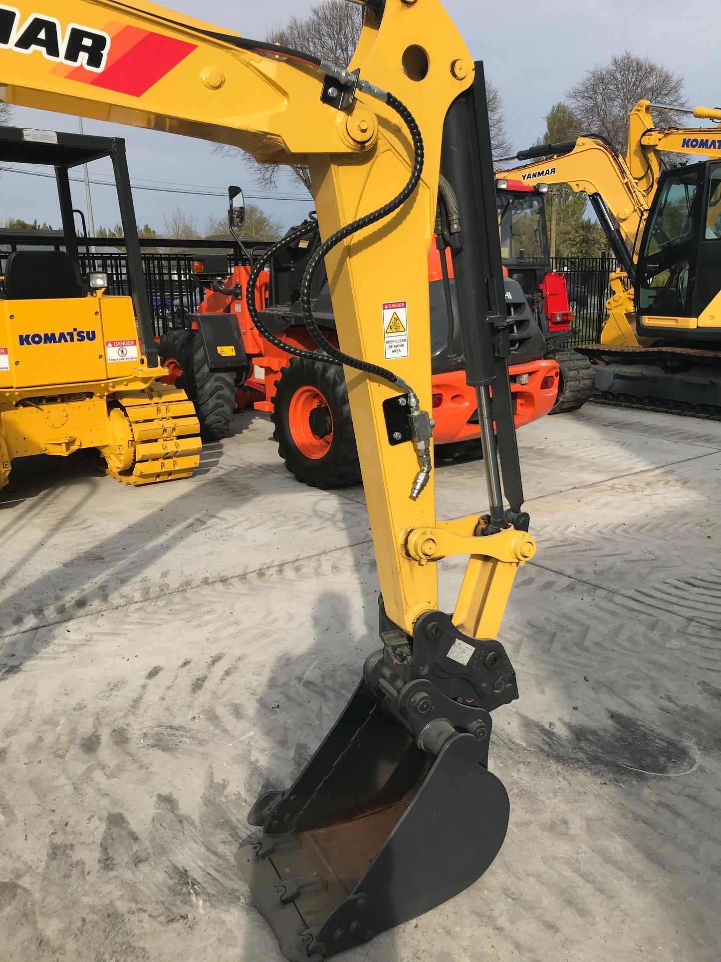 YANMAR VIO27-3 2.7 TON EXCAVATOR, LOW HOURS