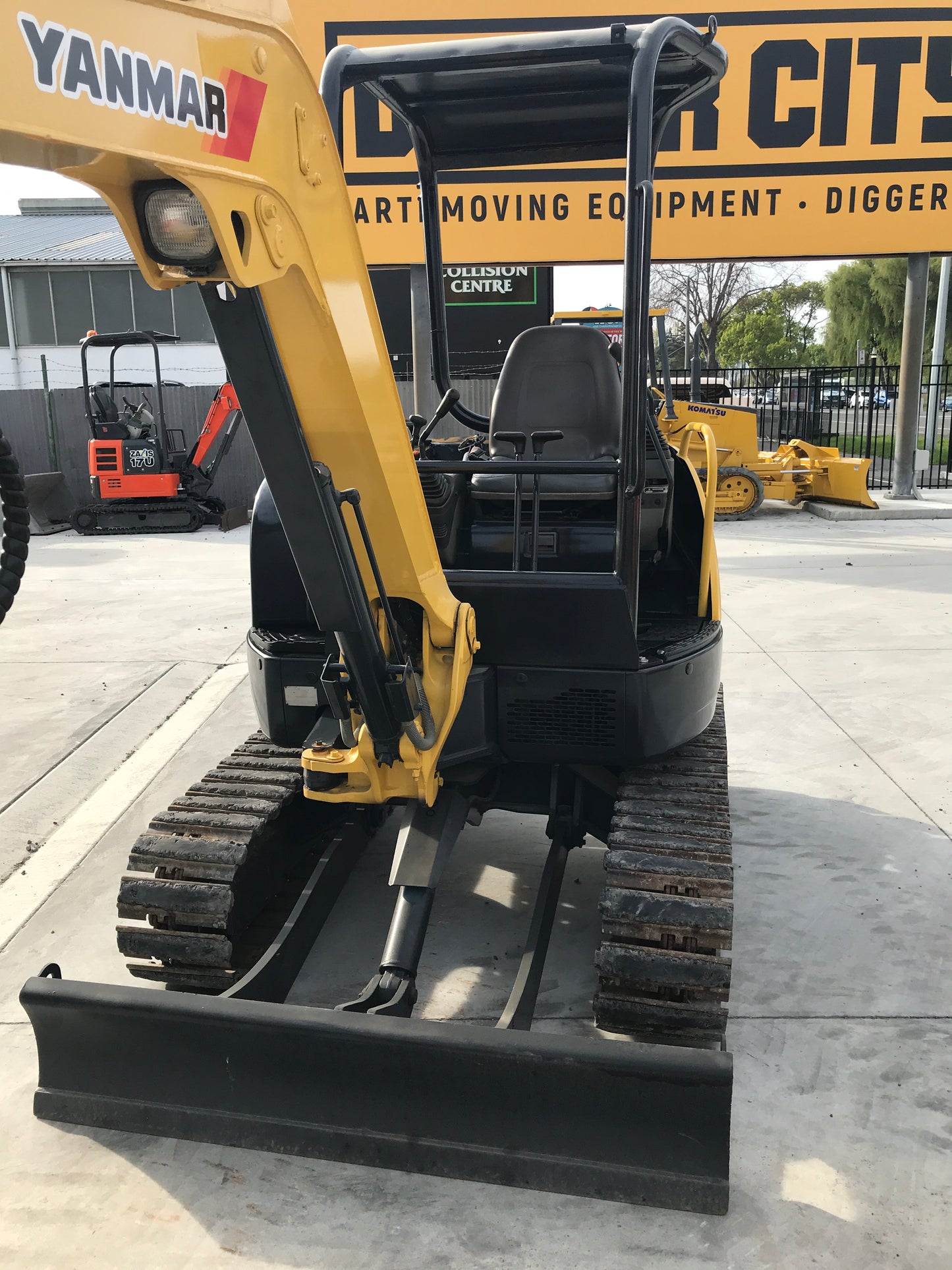 YANMAR VIO27-3 2.7 TON EXCAVATOR, LOW HOURS