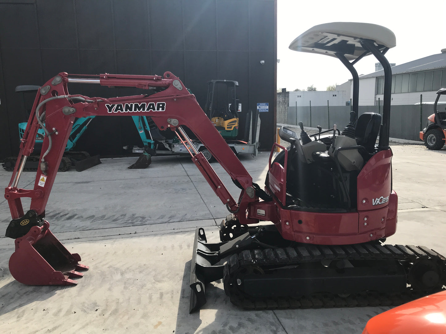 Yanmar VIO25-6 2.5 ton Digger