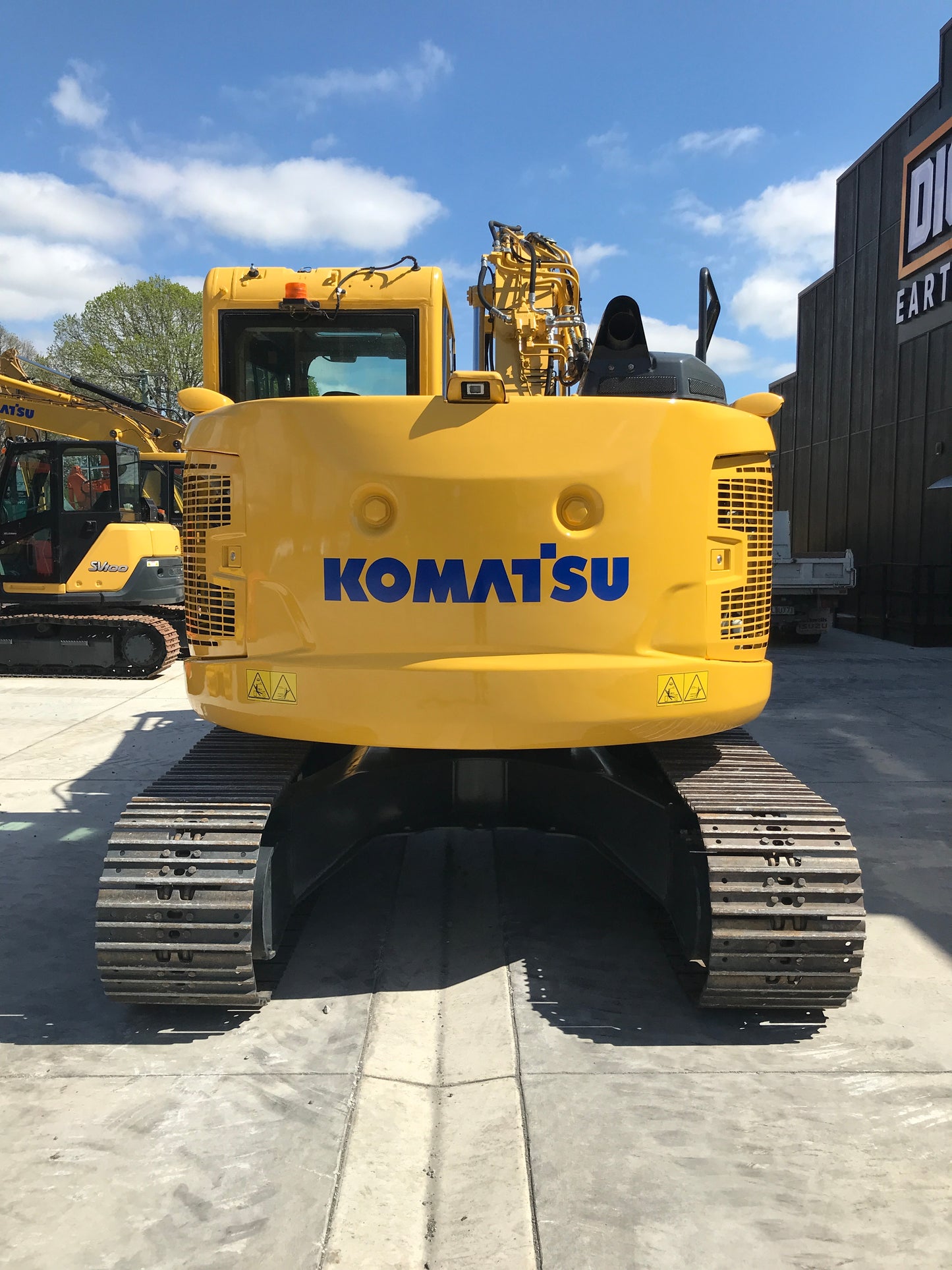 KOMATSU PC138US-11 14 Ton Excavator W/Blade