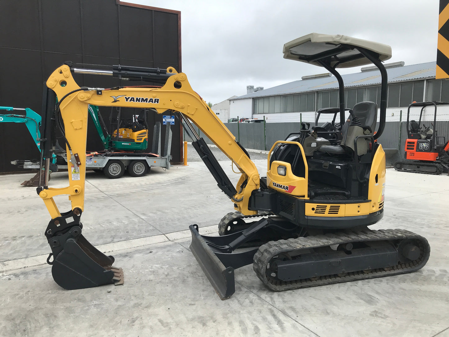 Yanmar ViO27-5, 2.7 Ton Digger