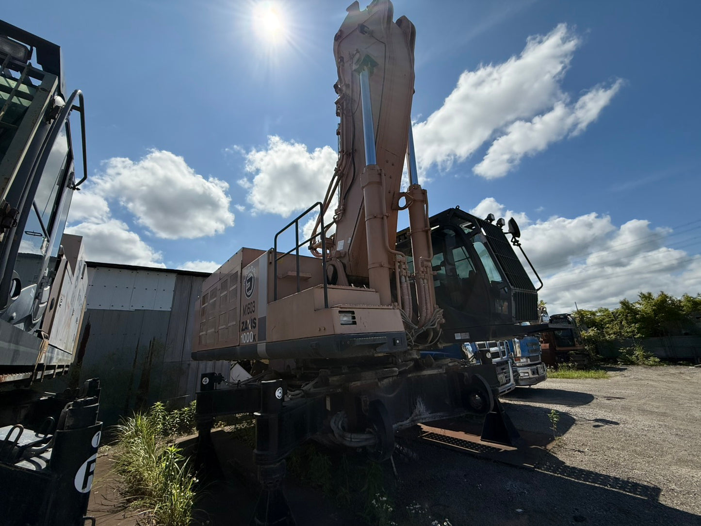 Hitachi ZX1000K 100t  Ultra High Demo Digger