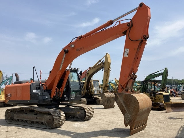 2017 Hitachi ZX200 Digger