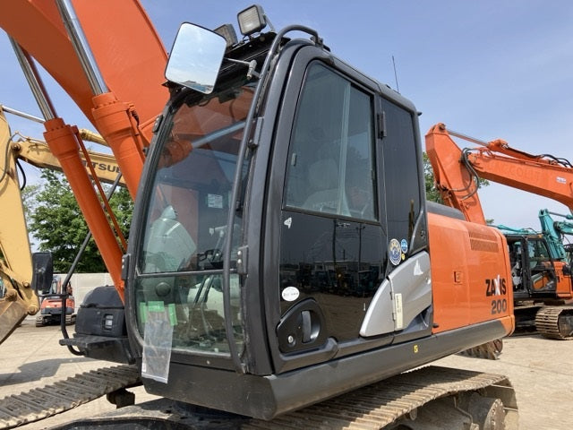 2017 Hitachi ZX200 Digger