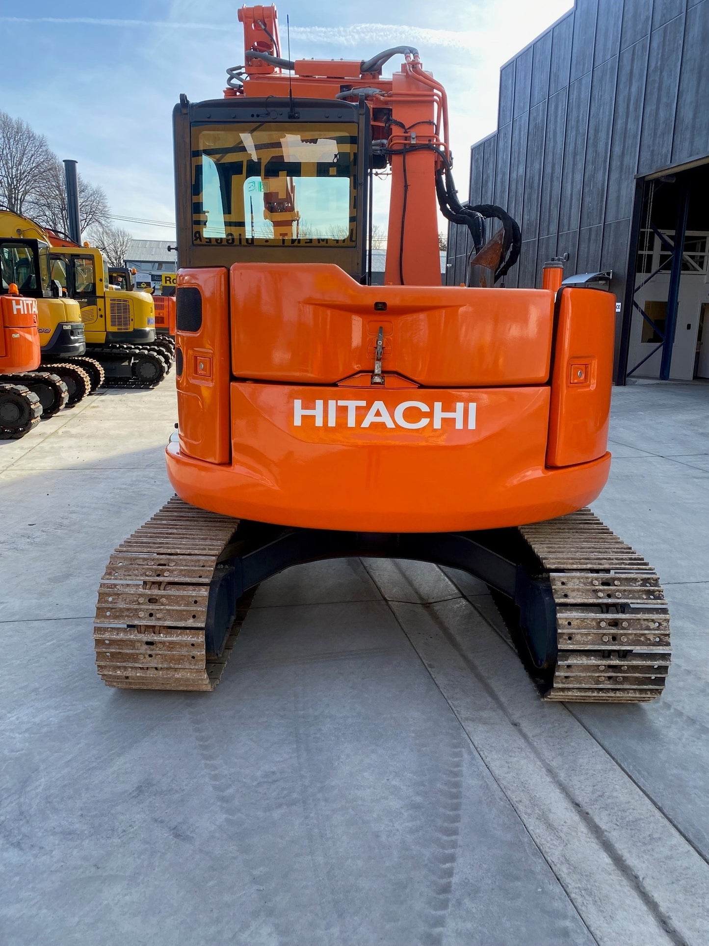 HITACHI ZX75UR-5B 7.5 TON EXCAVATOR