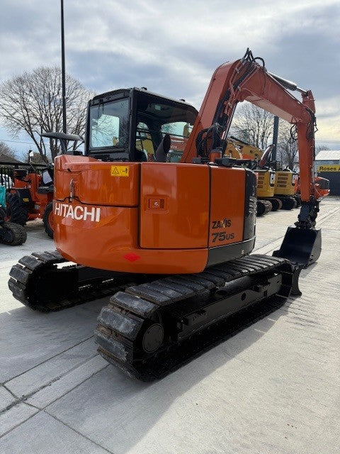 HITACHI ZX75 DIGGER 7.5 Ton LOW HOURS