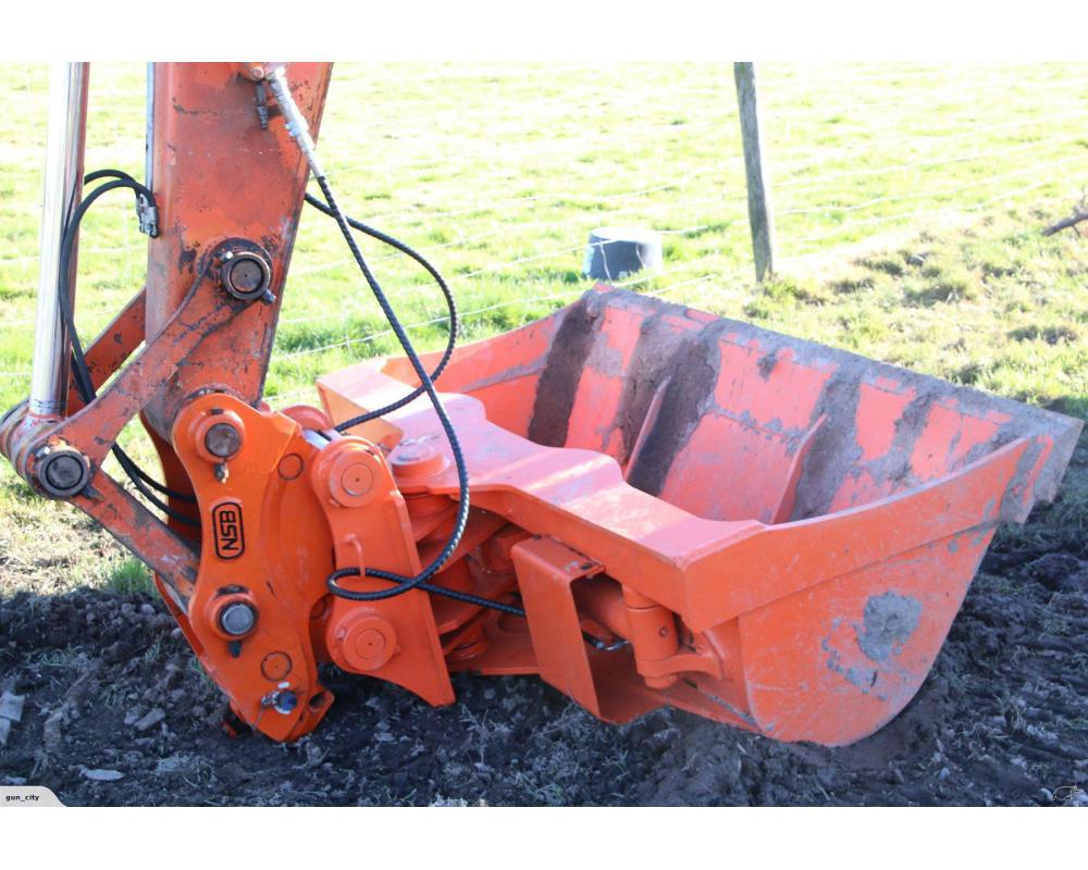 Hitachi Hydraulic Quick Hitch EX/ZX 200/225/