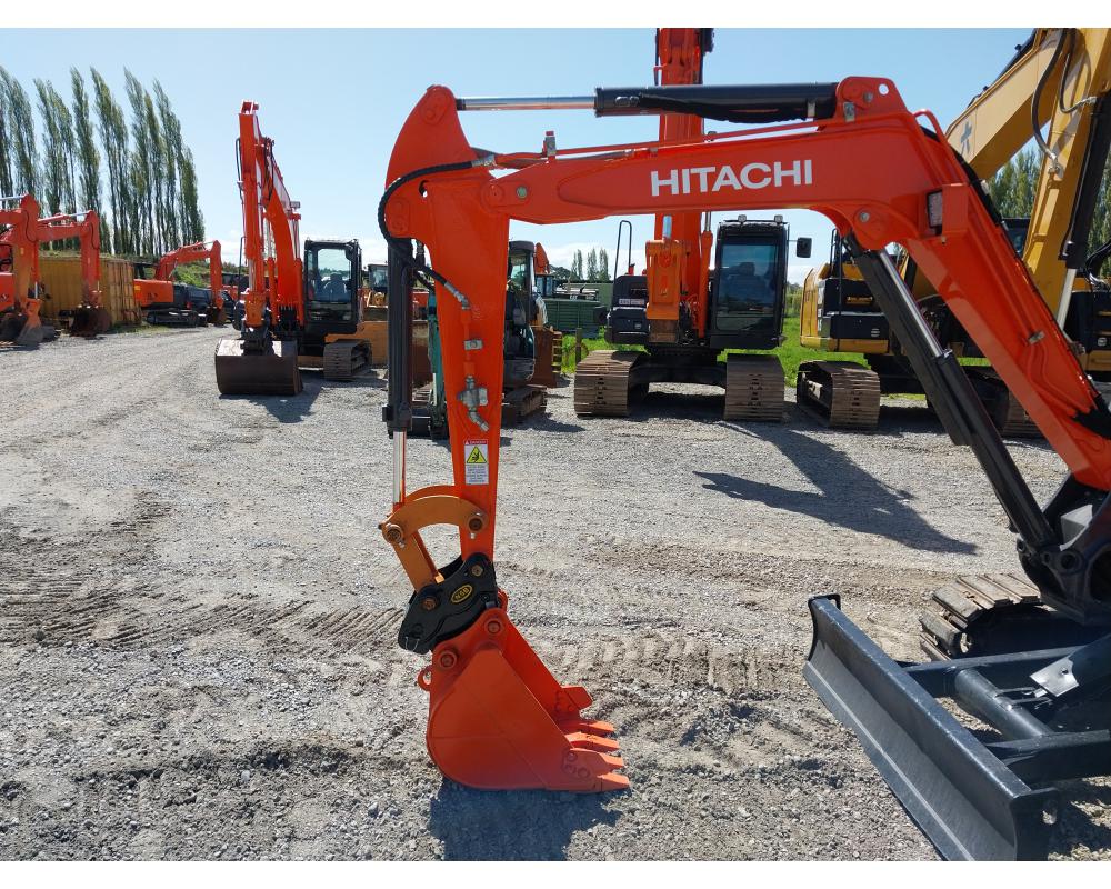 Hitachi ZX30U, 3 Ton Excavator, Low Hours