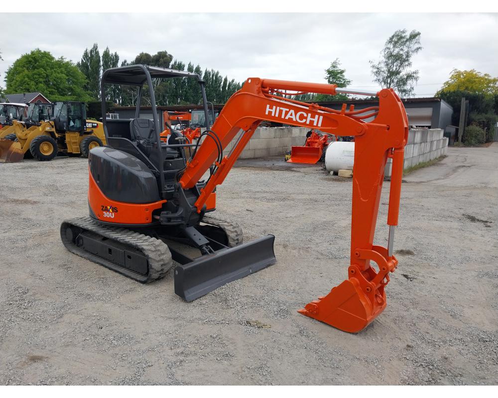 HIATCHI ZX30U-2 , 3 TON , LOW 1551 HOURS , EXCAVATOR