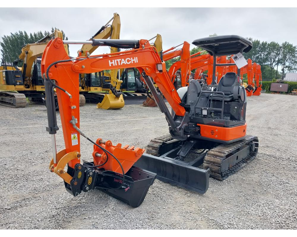 Hitachi ZX30U, 3 Ton Excavator, Low Hours