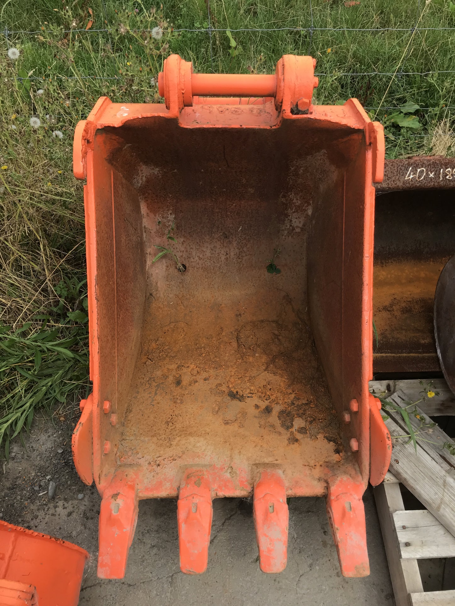 Excavator Rock Bucket - 45mm Pins