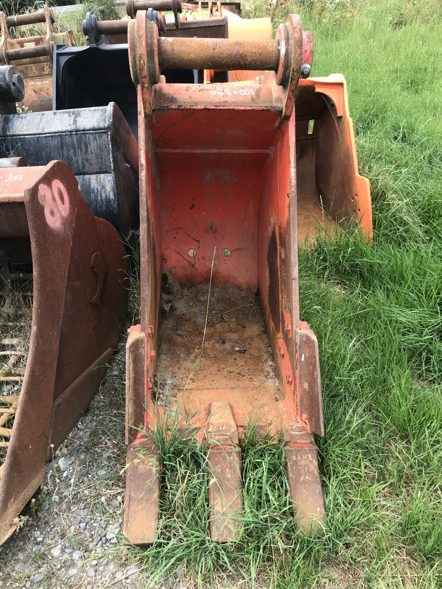 Excavator Trench Bucket - 100mm Pins