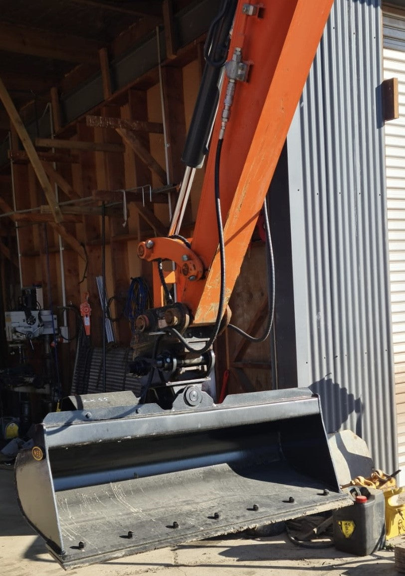 Tilt Bucket for 4.5-5 ton Excavator